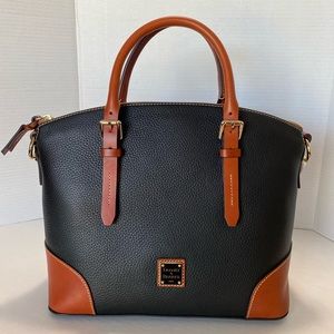 NWT Dooney & Bourke Leather Bag ❤️👜